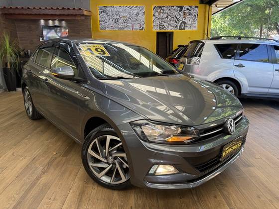 VOLKSWAGEN POLO 1.0 200 TSI HIGHLINE AUTOMÁTICO